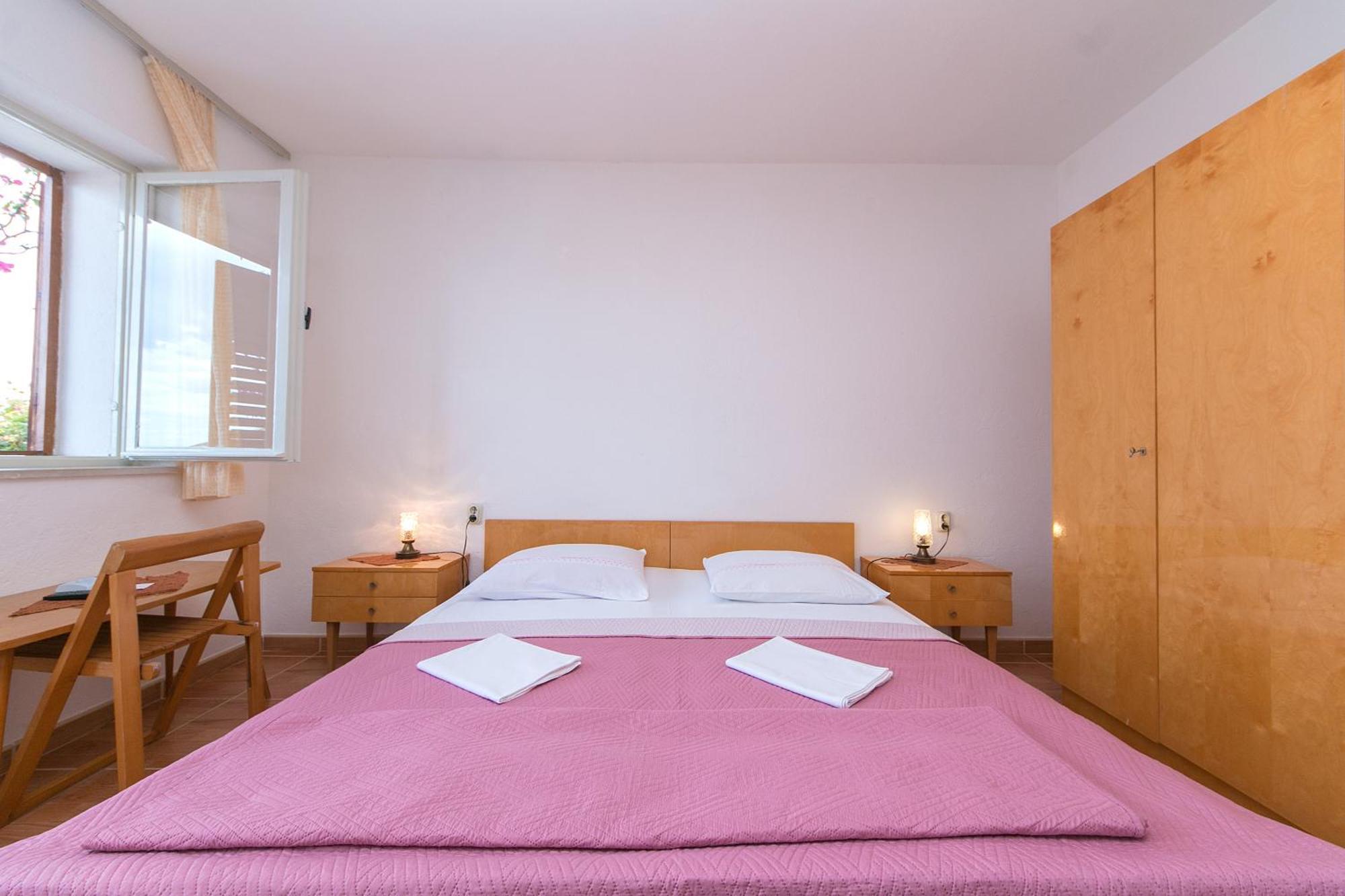 Apartments And Rooms By The Sea Brela, Makarska - 2752 Quarto foto