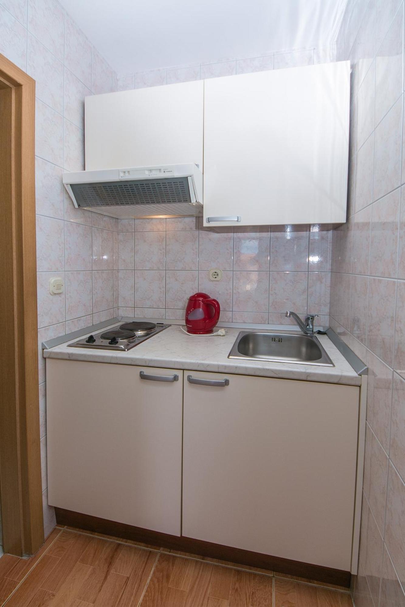 Apartments And Rooms By The Sea Brela, Makarska - 2752 Exterior foto