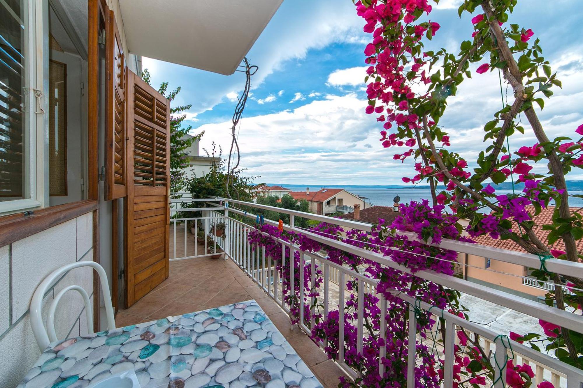Apartments And Rooms By The Sea Brela, Makarska - 2752 Exterior foto